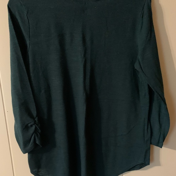 3/$20 EUC AB Studio Sz L Dark Teal l/s crew neck sweater w/ ruching to make 3/4. - Picture 2 of 4